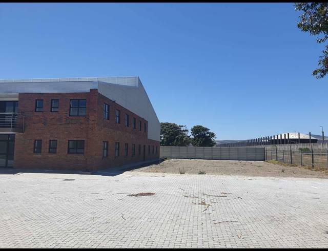 540M² WAREHOUSE FOR SALE IN KILLARNEY GARDENS
